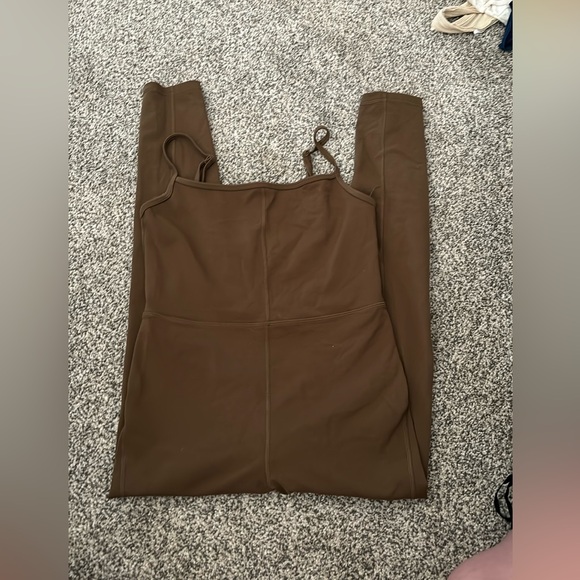 Aritzia Winfred Jumpsuit - Picture 2 of 2